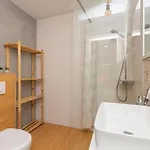Apartment Luxury 4 Star, Amazing View With Free Parking
