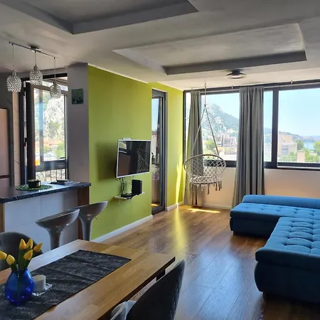 Luxury 4 Star, Amazing View With Free Parking * Omis