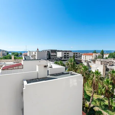 Luxury 4 Star, Amazing View With Free Parking Apartmán