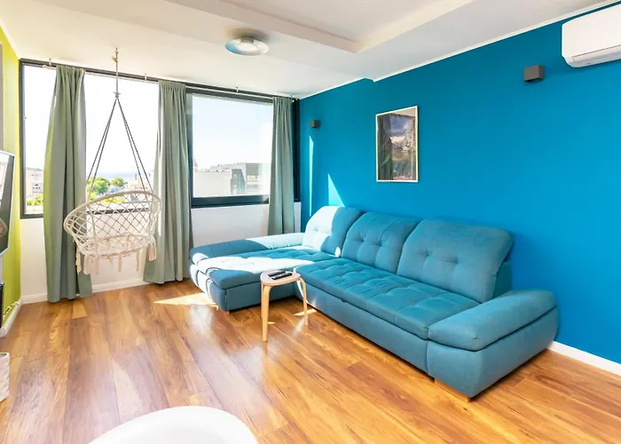 Luxury 4 Star, Amazing View With Free Parking